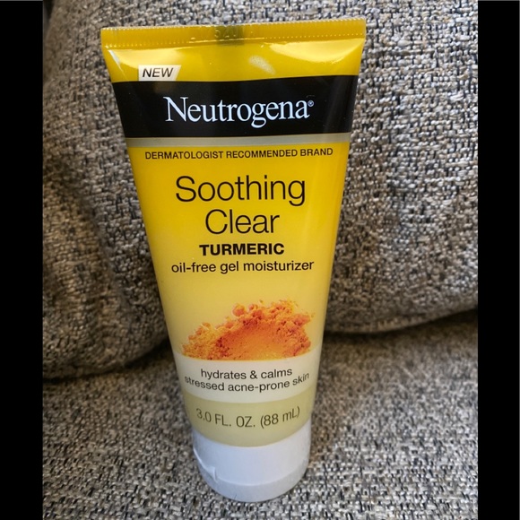 Neutrogena Skincare Neutrogena Soothing Clear Turmeric Oil Free Gel